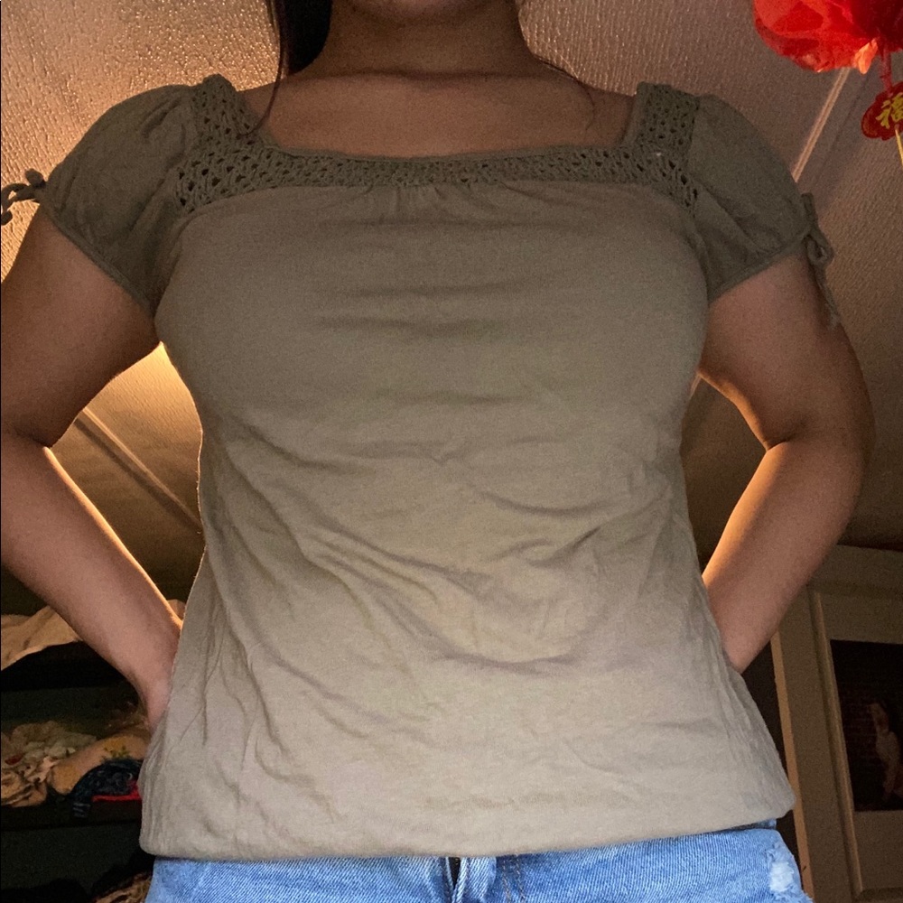 Shirts - Picture 8 of 11
